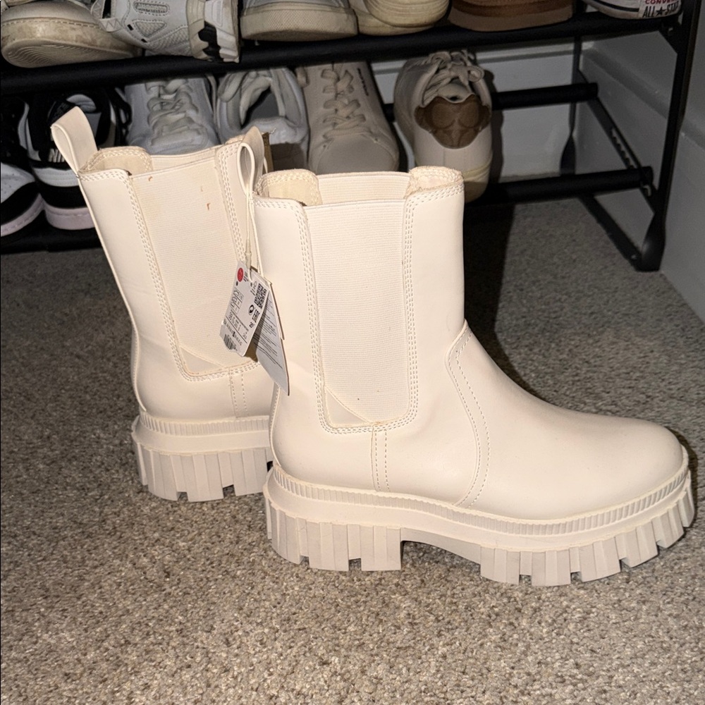 Stradivarius Off-White Combat Boots